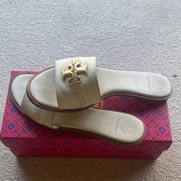 Tory Burch Shoes - Tory Burch White Slide Sandals